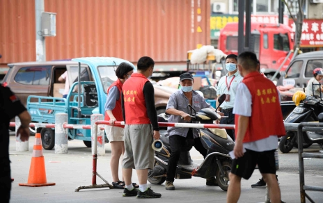 戰(zhàn)“疫”陣地，我們一直堅守