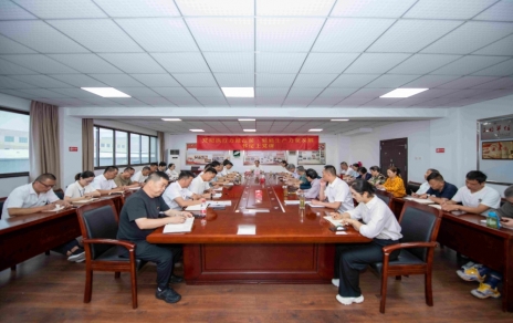 以學促行、以行促干、正風肅紀，勤廉并重干事業(yè)！